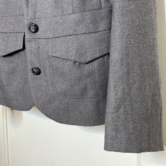 Banana Republic Petite Structured Military style Gray Wool and Satin Coat S - Picture 7 of 9